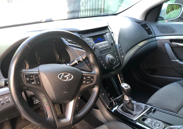 Hyundai i40 cena 42900 przebieg: 119087, rok produkcji 2018 z Świdwin małe 46